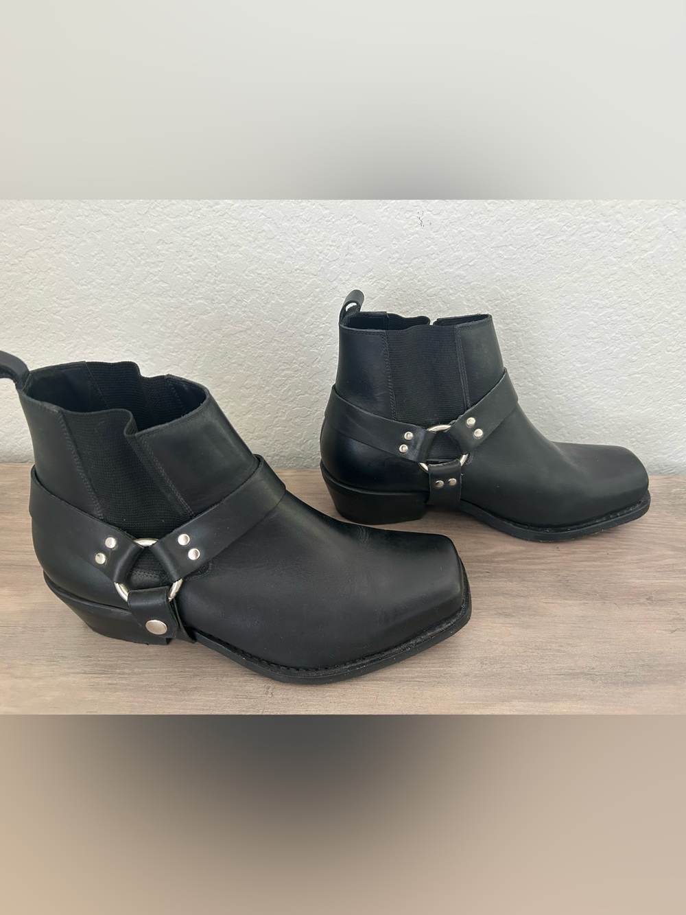 Dingo Harness Boots 19070 Mens Black Leather Ankle Zip Up Motorcycle Biker 10.5